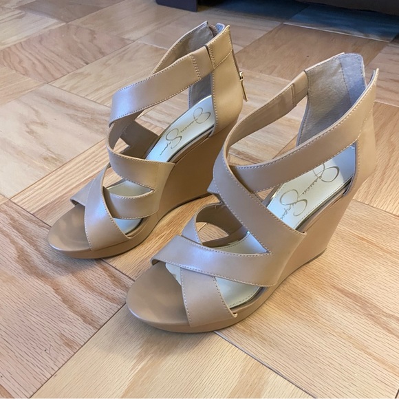 Jessica Simpson Tan Wedges - Picture 1 of 3